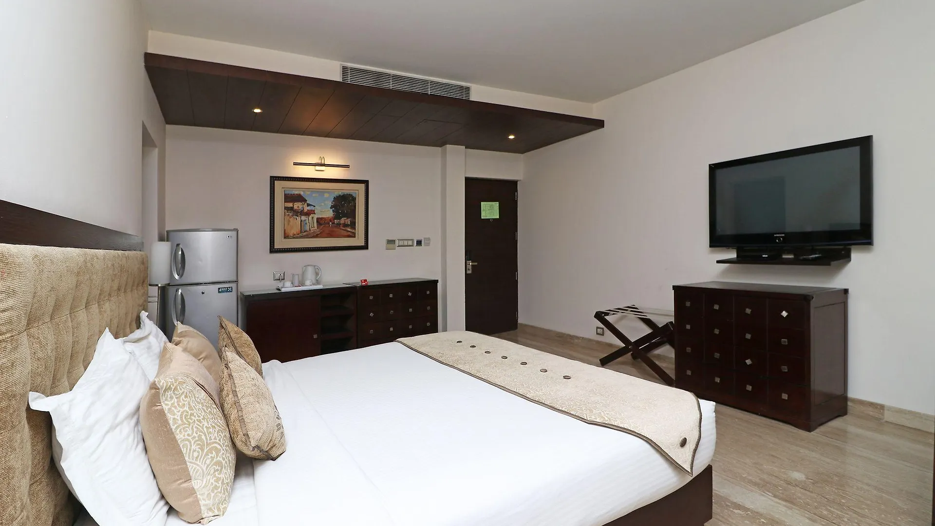 Oyo 10273 Ryan Residency Hotel Gurgaon